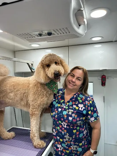 Lynda Mobile Pets Grooming — photo from their website