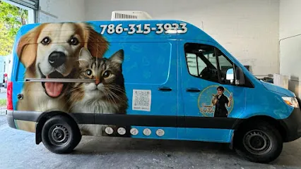 Mobile Grooming Snoopy Dogstyle — photo from their website