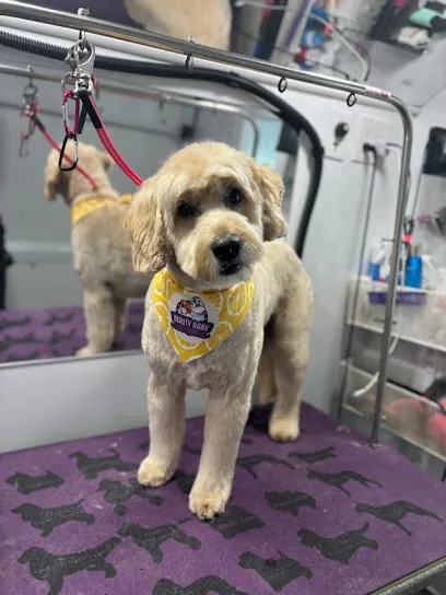 Beauty bark mobile grooming — photo from their website