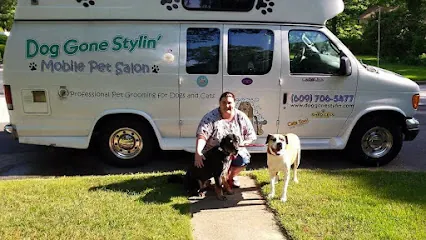 Dog-Gone Stylin' Mobile Pet Salon — photo from their website