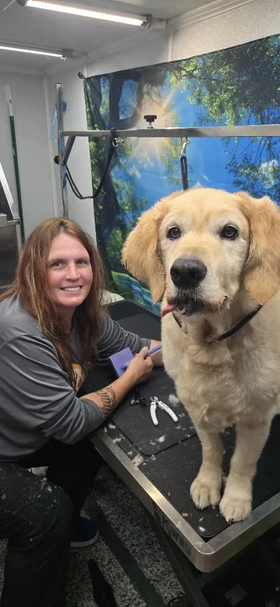 Jacky and Jess's mobile grooming LLC — photo from their website