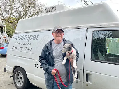 modern pet mobile grooming — photo from their website