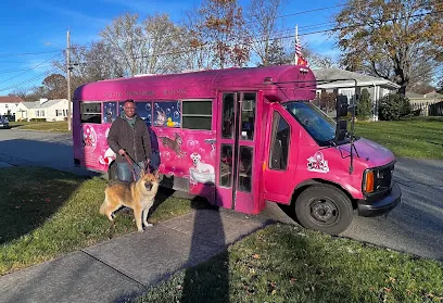 Bark N Park Mobile Grooming — photo from their website