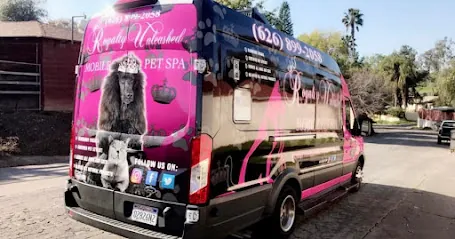 Royalty Unleashed Mobile Pet Spa — photo from their website